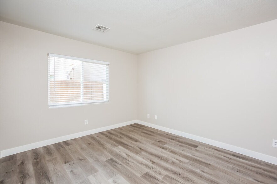 Building Photo - 4511 Grotto Ct