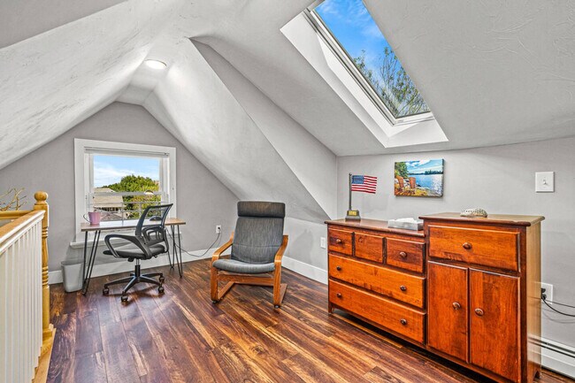 Building Photo - 146 Vassall St