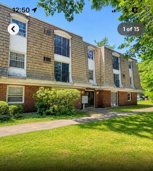 Building Photo - 1212 Middle Tpke W