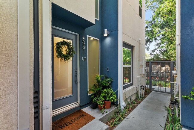 Building Photo - 4831 Craner Ave