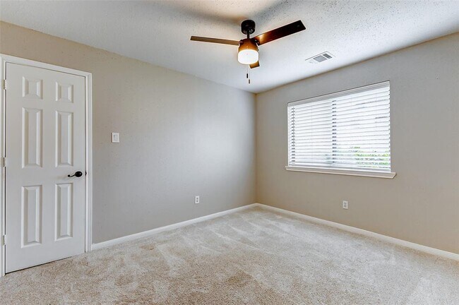 Building Photo - 1522 Mayweather Ln
