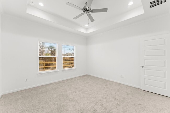 Building Photo - 11820 Whirlaway Dr