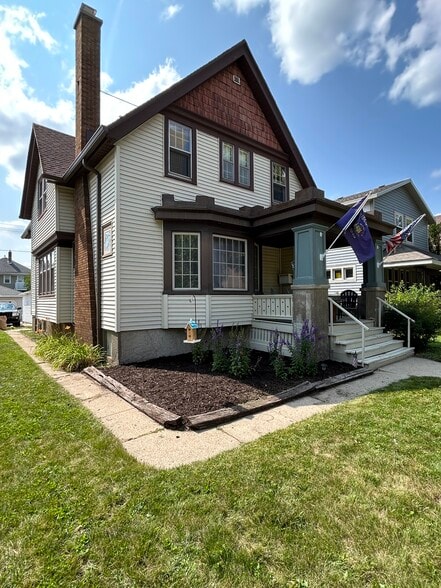 Building Photo - 3127 N Cramer St