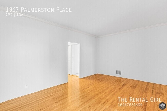 Building Photo - 1967 Palmerston Pl