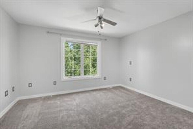 Building Photo - Spacious 5-Bed Walkout Home with Over 3,500 Sq. Ft. of Living Space