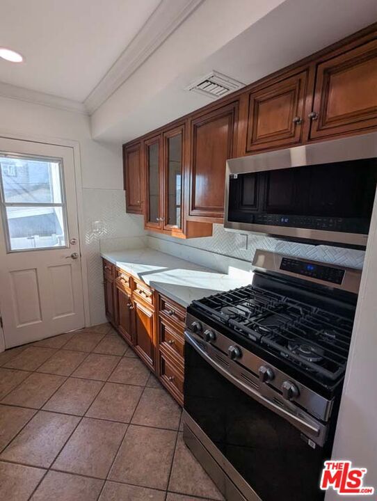 Building Photo - 508 Fernpark Dr