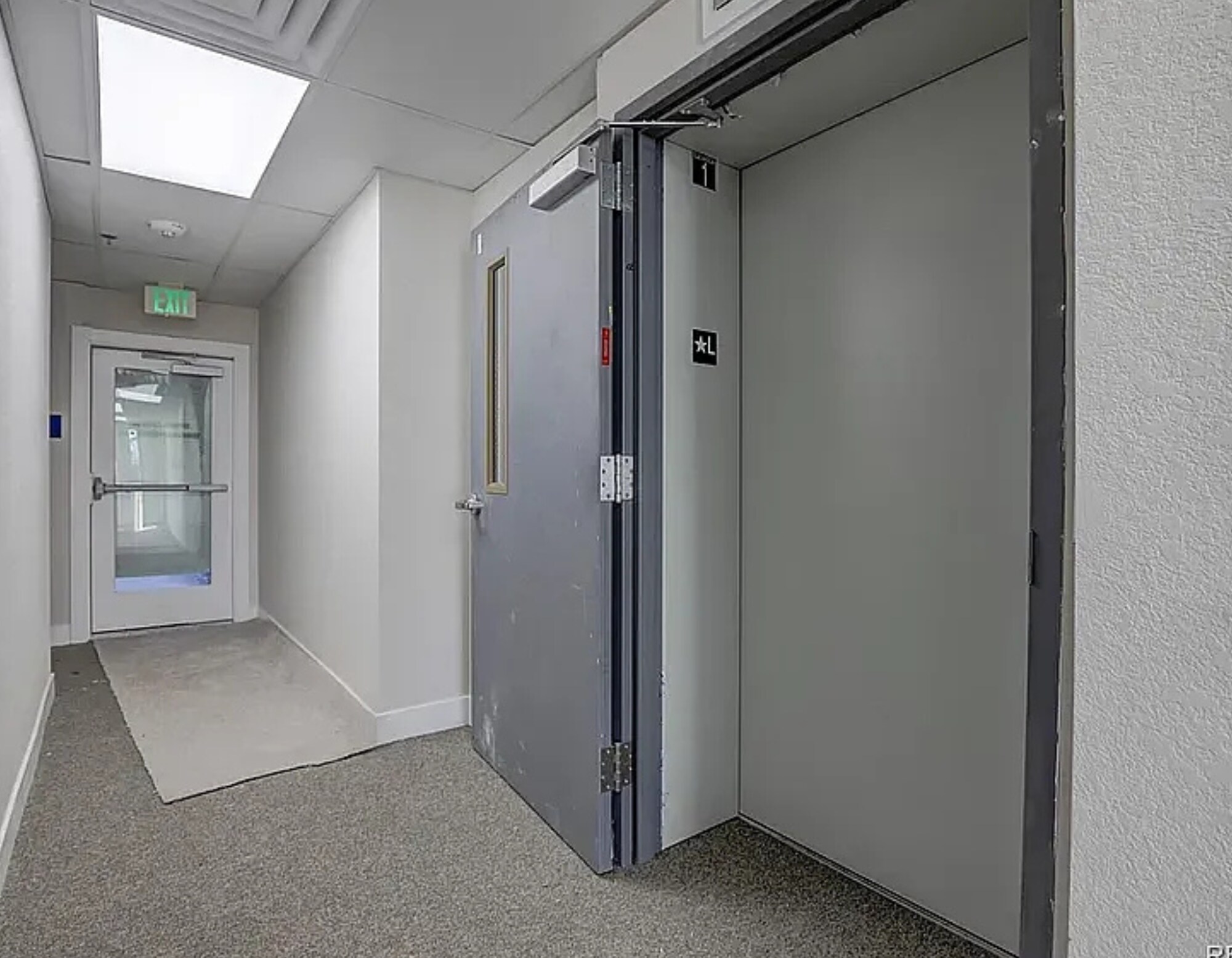 Building Photo - 1208 Quitman St