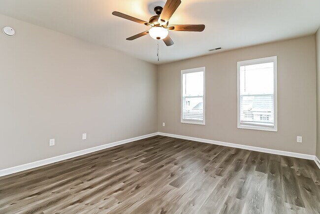 Building Photo - 174 Carissa Dr