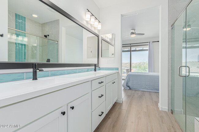 Building Photo - 4122 Desert Moon Dr