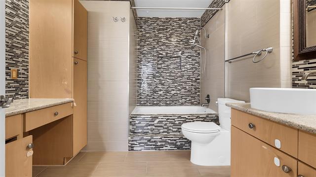 Building Photo - 3225 Turtle Creek Blvd Blvd