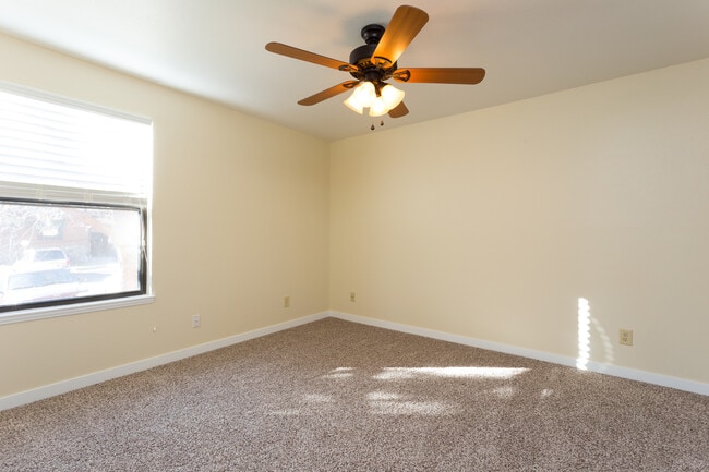 Building Photo - 4286 S Salida Way