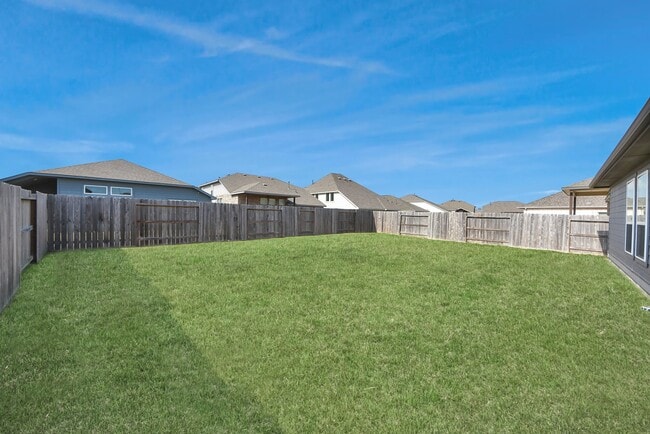 Building Photo - 15307 Davan Springs Dr