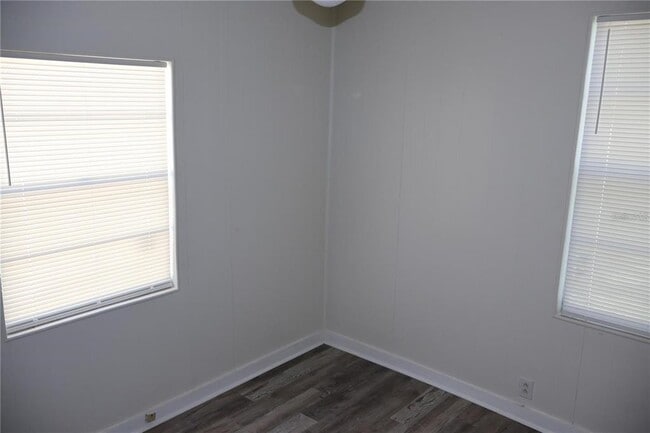 Building Photo - 1919 W Union St