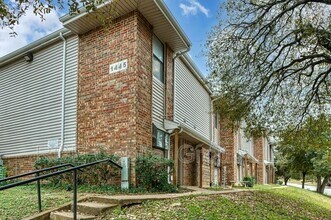 Building Photo - 1431 Weiler Blvd