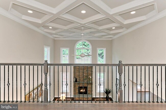Building Photo - 6526 Dearborn Dr