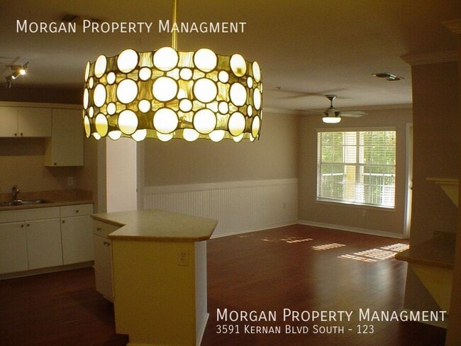 Primary Photo - 3591 Kernan Blvd S