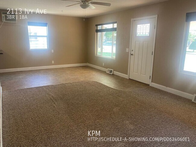 Building Photo - 2113 Ivy Ave