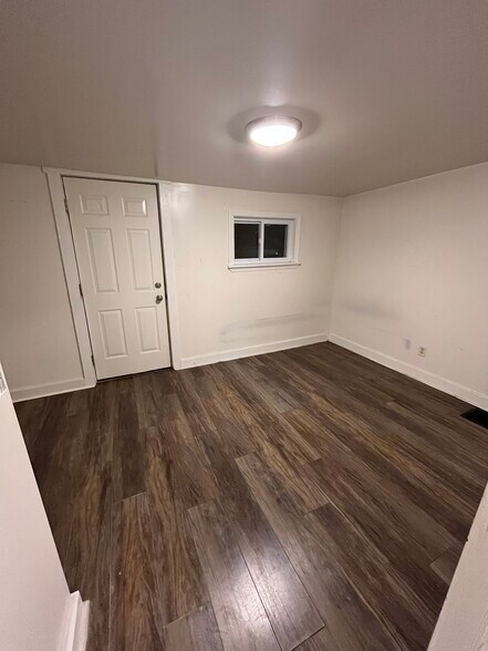 Building Photo - 115 Market St