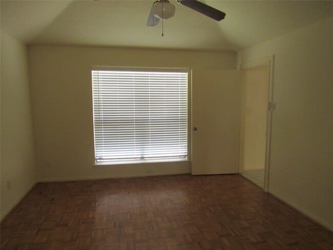Building Photo - 5418 Imperial Grove Dr