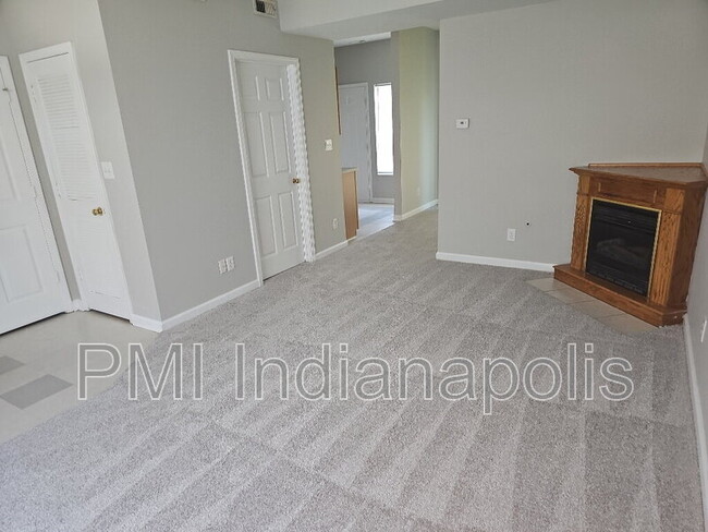Building Photo - 1811 Winfield Park Dr