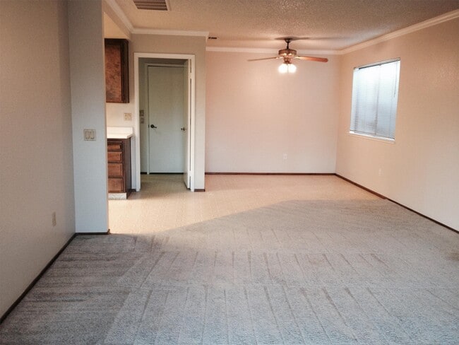 Building Photo - 6965 Amberwick Way