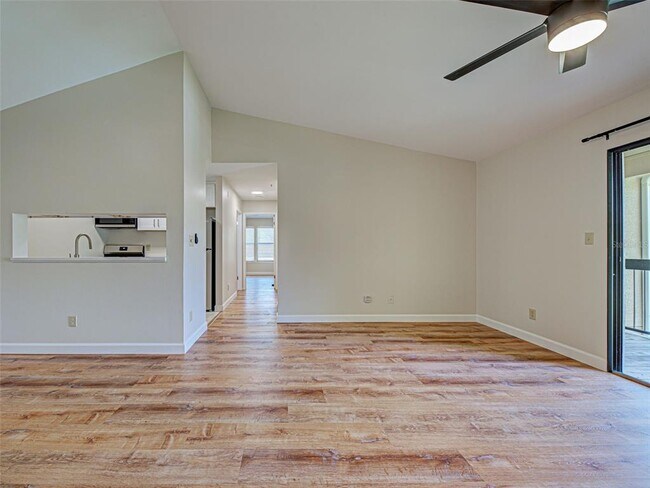 Building Photo - 4008 Crockers Lake Blvd
