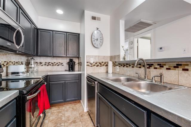 Building Photo - 4810 McKinney Ave