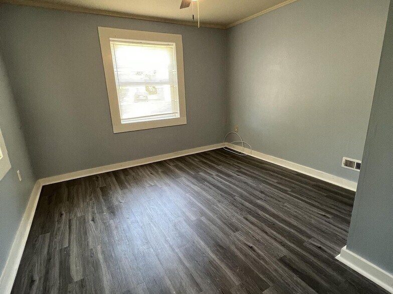 Building Photo - 306 Carrollton Ave