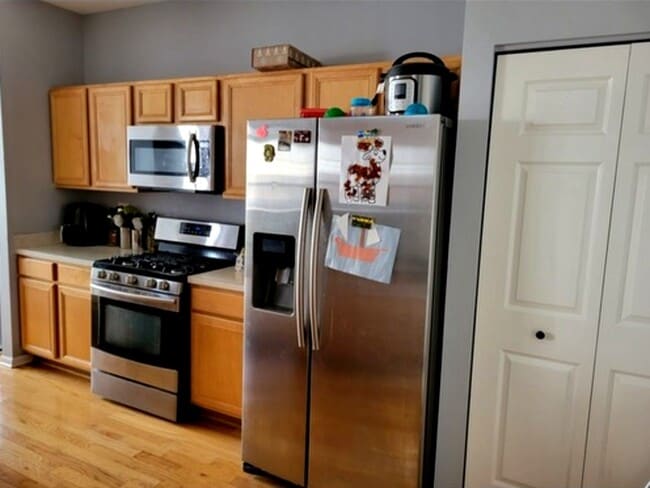 Building Photo - 453 Pine Lake Cir