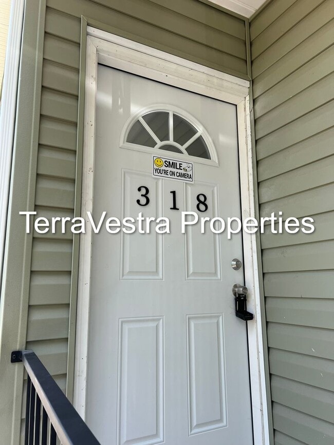 Building Photo - 4 Bed / 2 Full Bath in Millville!