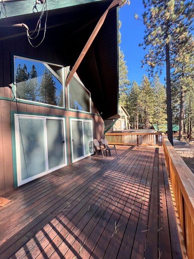 Building Photo - Donner Lake Ski Lease — Fully Remodeled Home | Walk to Lake & Market