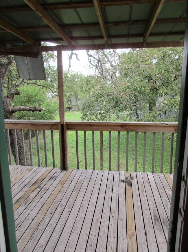 Building Photo - 3/2 in Hoover Valley