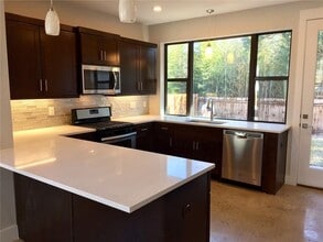 Building Photo - 5621 Adams Ave