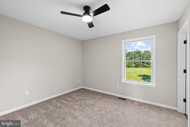 Building Photo - 10505 Tidewater Plains Dr