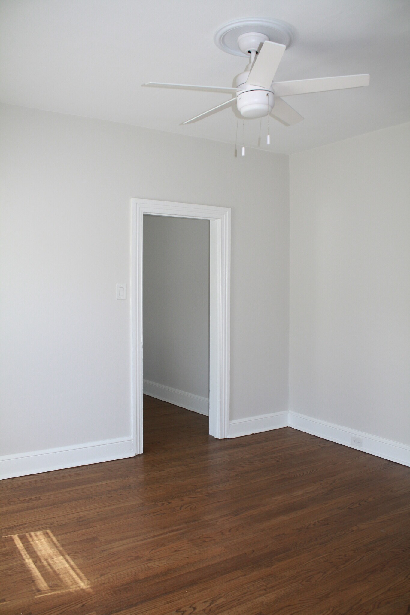 living area 2 - 636 E Front St