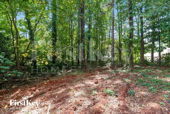 Building Photo - 278 Omega Dr