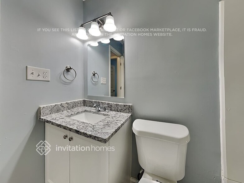 Building Photo - 6015 Running Deer Rd