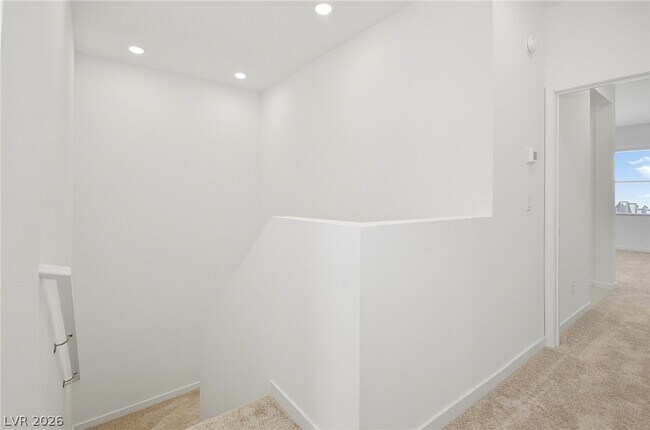 Building Photo - 254 Walsh Peak Ave