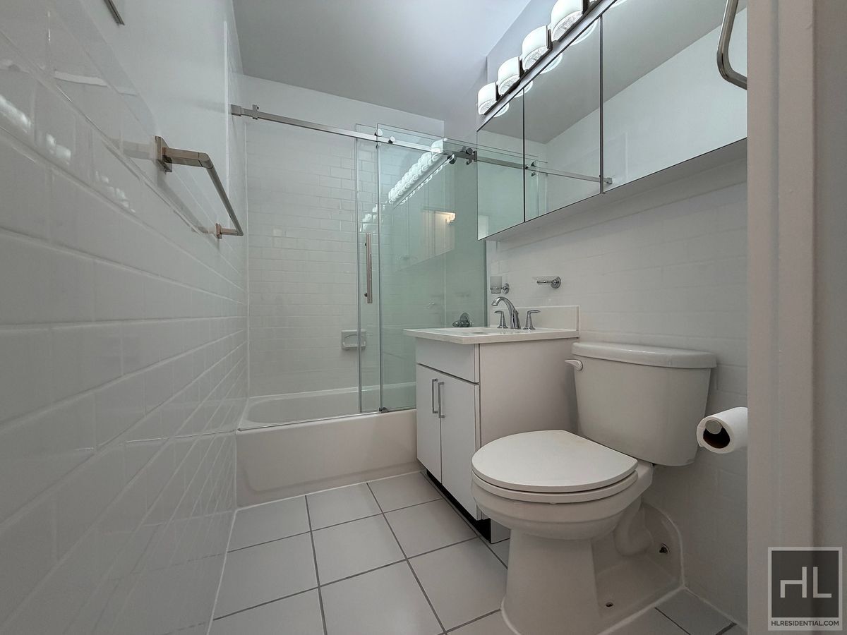 Building Photo - WEST 22 STREET