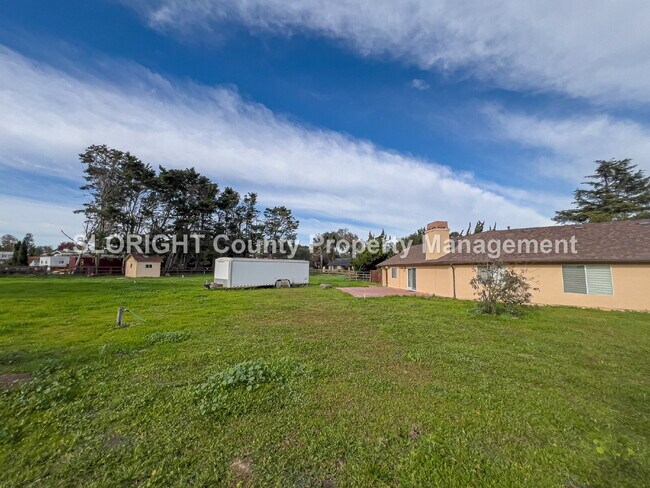 Building Photo - AVAILABLE DECEMBER - Charming Nipomo Home - 3 Bed / 2 Bath