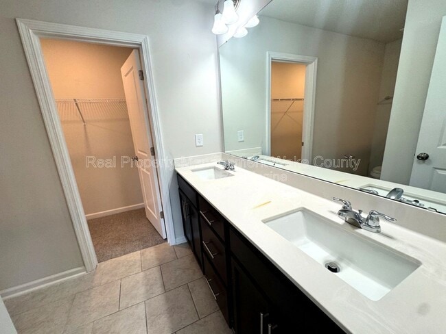 Building Photo - 2727 Chert Ln