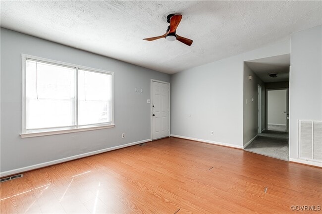 Building Photo - 1624 Mountain Pine Terrace
