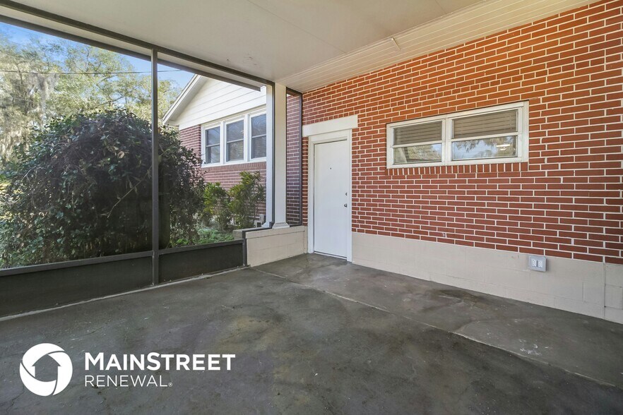 Building Photo - 840 N Florida Ave