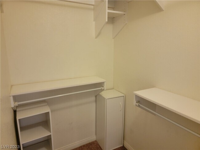 Building Photo - 2200 S Fort Apache Rd