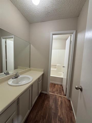 Building Photo - 8117 Foxfire Ln