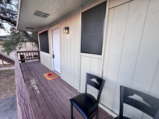 Building Photo - SECOND STORY CONDO WITH BILLS PAID