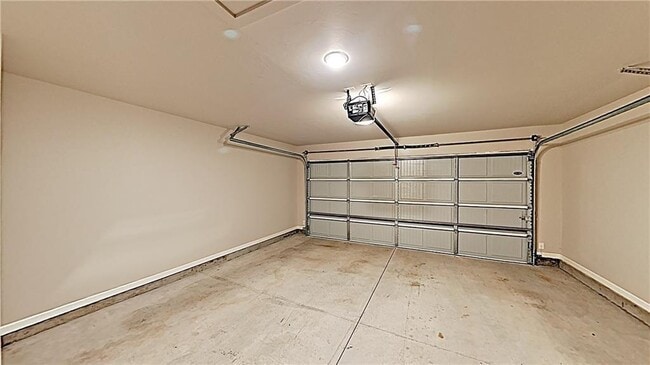 Building Photo - 4318 Stonehaven Dr