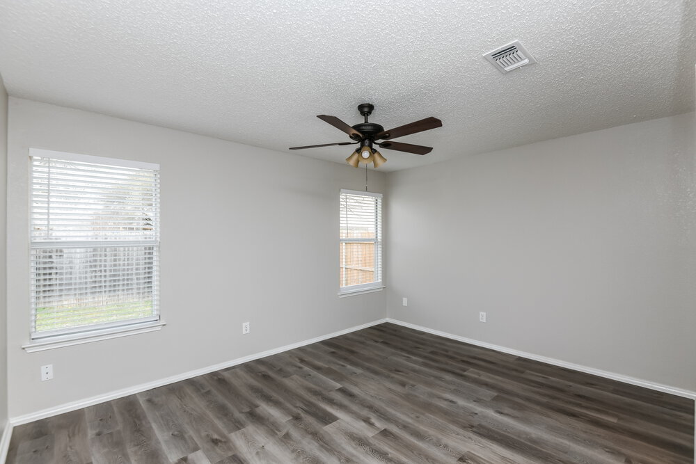Building Photo - 1504 Woodhall Way