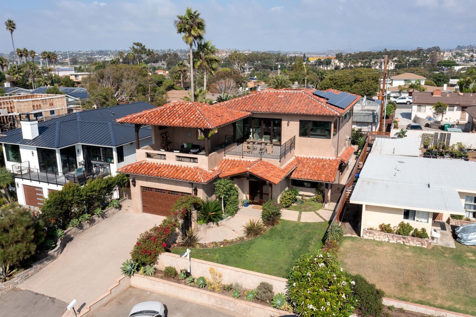 Building Photo - 5194 Carlsbad Blvd