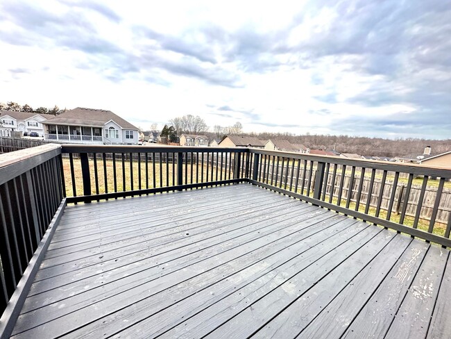 Building Photo - 1192 Meachem Dr